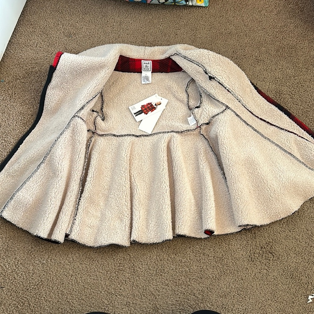 Toddler girl Red plain jacket - Picture 2 of 4